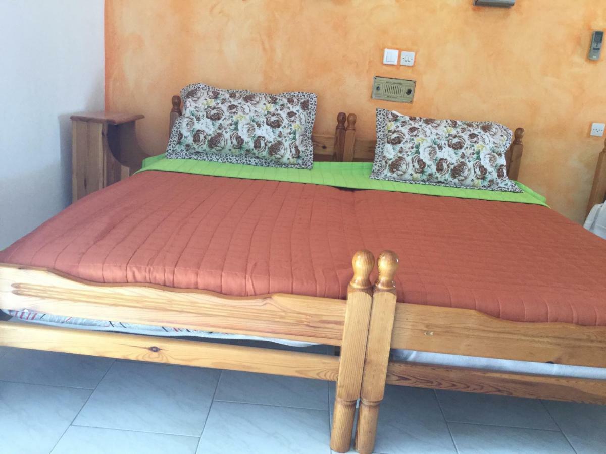 Hotel Kallithea Lutrá Edipszú Kültér fotó