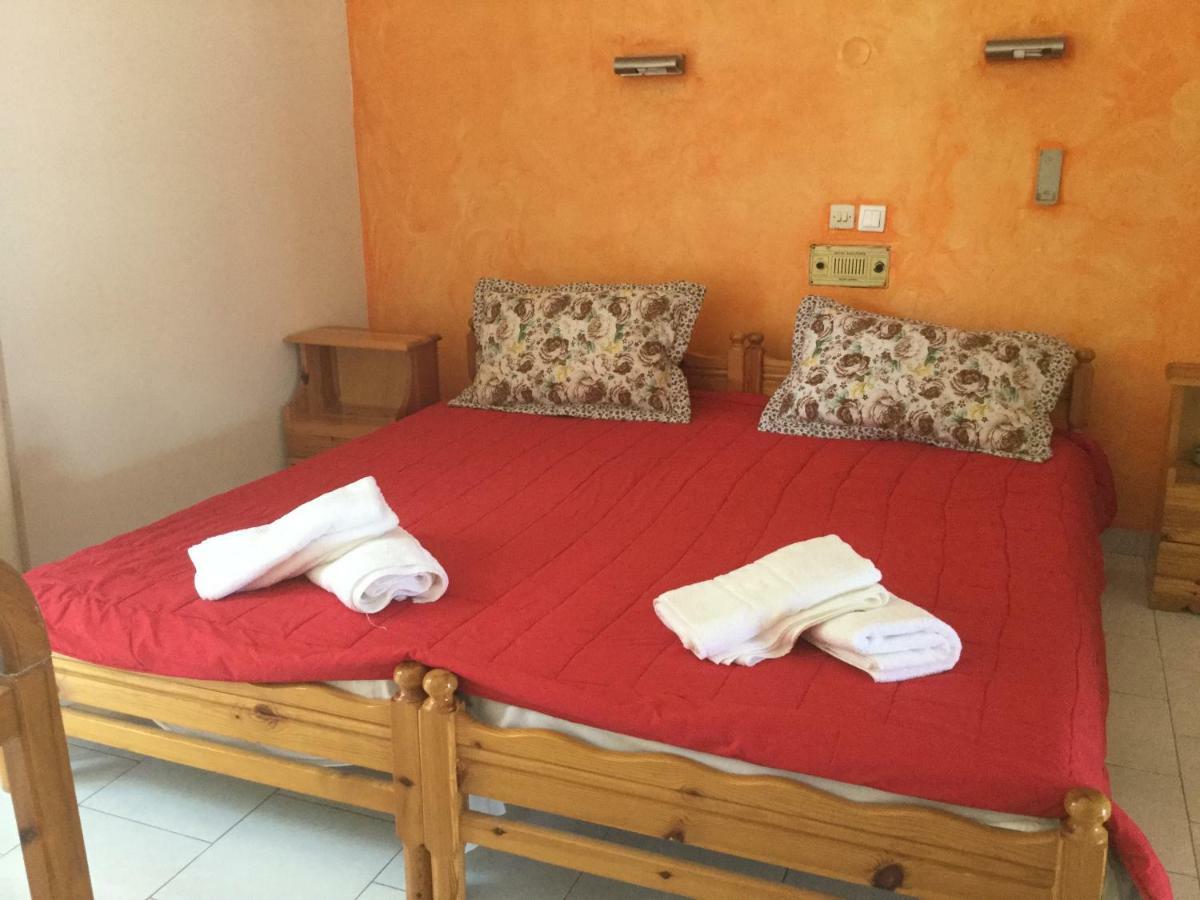 Hotel Kallithea Lutrá Edipszú Kültér fotó